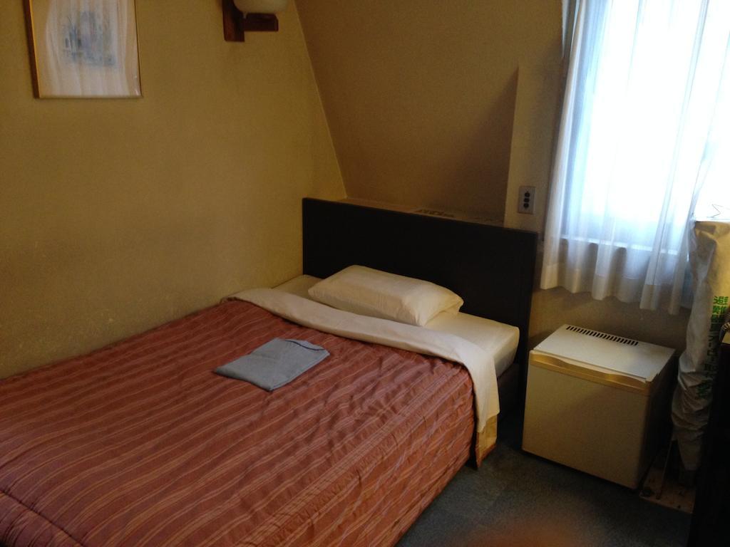 Tourist Hotel Tokyo Bagian luar foto
