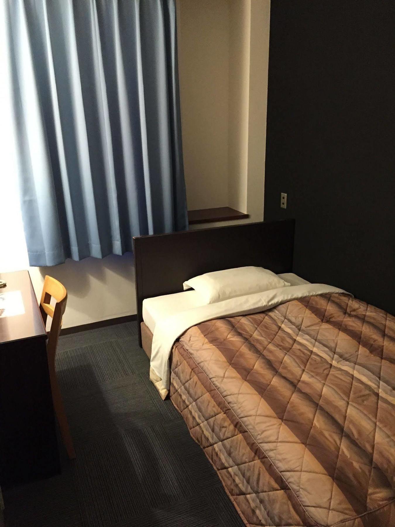 Tourist Hotel Tokyo Bagian luar foto